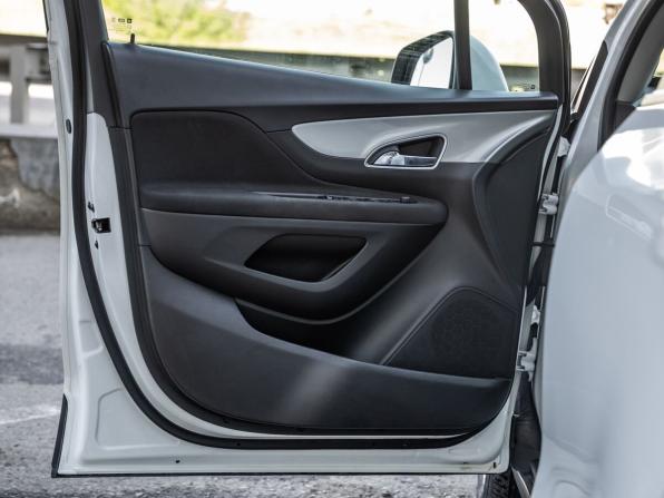 Opel Mokka I с пробегом 2014 года, цена 1 258 000 рублей, 57131 км, внедорожник, Автокод Объявления