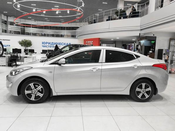 Hyundai Elantra V (MD) Рестайлинг с пробегом 2013 года, цена 1 099 000 рублей, 147010 км, седан, Автокод Объявления