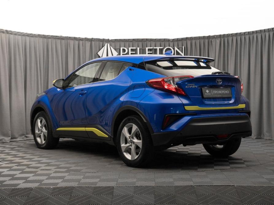 Toyota C-HR I Москва  - изображение 4