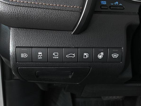 Toyota Camry VIII (XV70) с пробегом 2018 года, цена 2 789 000 рублей, 170581 км, седан, Автокод Объявления