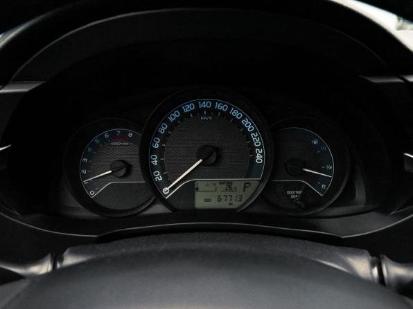 Toyota Corolla XI (E160 E170 E180) с пробегом 2015 года, цена 1 595 000 рублей, 71000 км, седан, Автокод Объявления