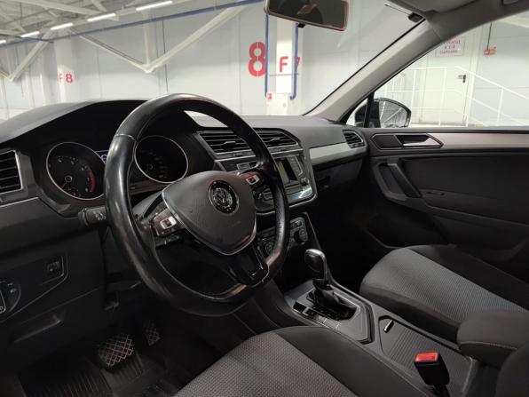 Volkswagen Tiguan II с пробегом 2017 года, цена 1 950 000 рублей, 117788 км, внедорожник, Автокод Объявления