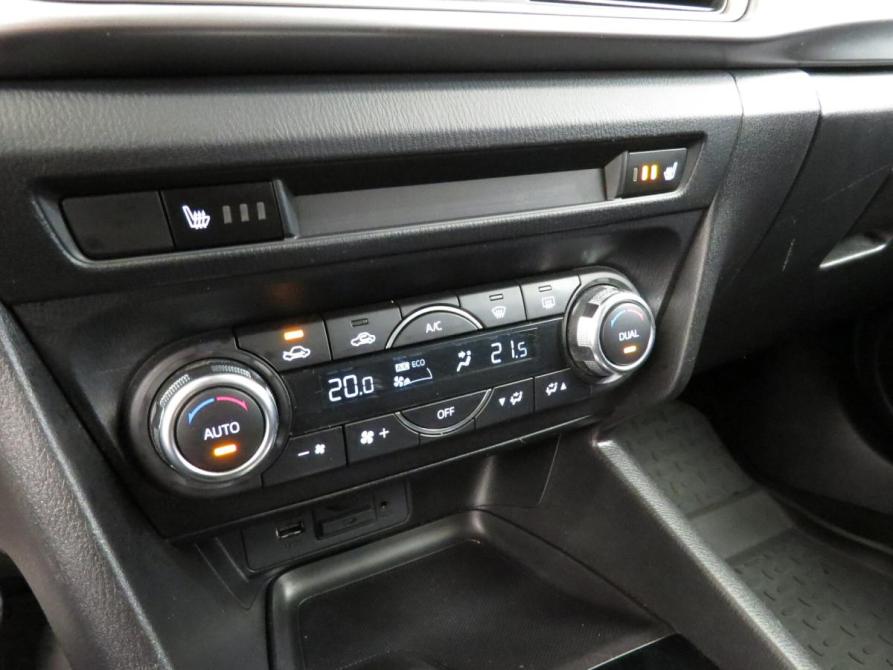 Mazda 3 III (BM) Рестайлинг Санкт-Петербург  - изображение 11