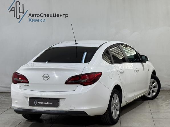 Opel Astra J Рестайлинг с пробегом 2014 года, цена 999 800 рублей, 90000 км, седан, Автокод Объявления