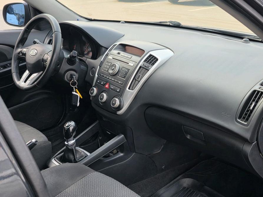 Kia Ceed I Рестайлинг Новосибирск  - изображение 15