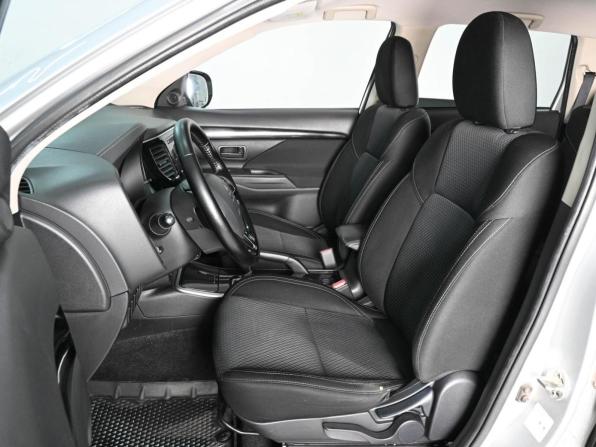 Mitsubishi Outlander III Рестайлинг 3 с пробегом 2021 года, цена 2 349 000 рублей, 87411 км, внедорожник, Автокод Объявления
