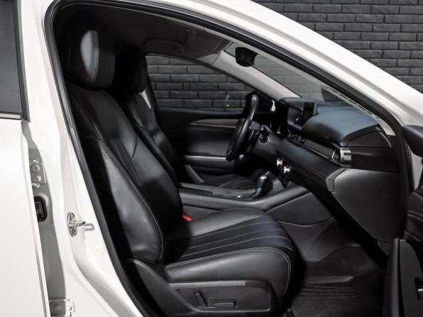Mazda 6 III (GJ) Рестайлинг 2 с пробегом 2020 года, цена 2 550 000 рублей, 70264 км, седан, Автокод Объявления