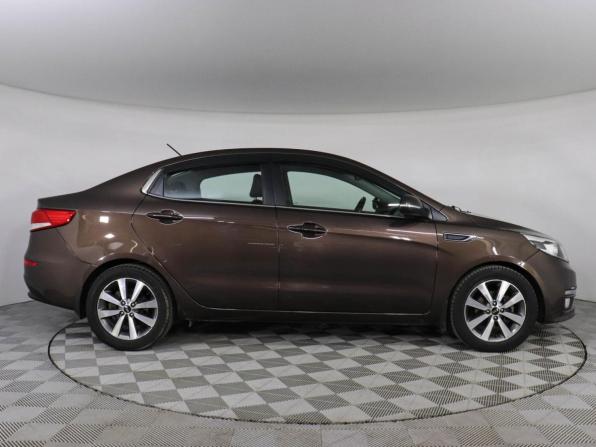 Kia Rio III Рестайлинг с пробегом 2016 года, цена 1 197 000 рублей, 91203 км, седан, Автокод Объявления