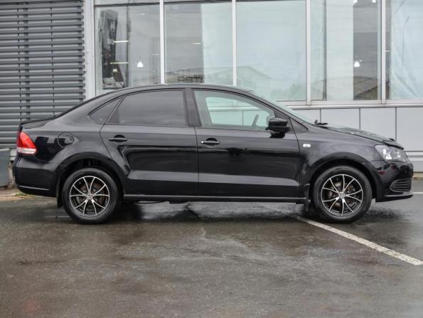 Volkswagen Polo V с пробегом 2013 года, цена 748 000 рублей, 227500 км, седан, Автокод Объявления