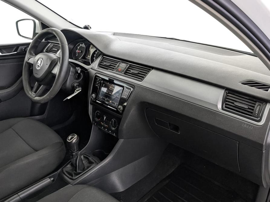 Skoda Rapid I Рестайлинг Москва  - изображение 11