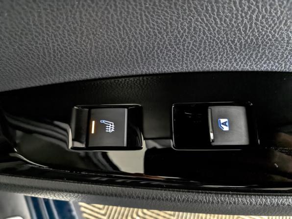 Toyota Camry VIII (XV70) с пробегом 2019 года, цена 2 455 000 рублей, 90795 км, седан, Автокод Объявления
