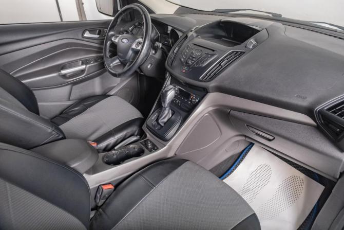 Ford Kuga II с пробегом 2015 года, цена 1 399 000 рублей, 206900 км, внедорожник, Автокод Объявления