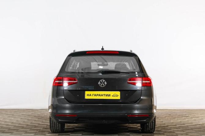Volkswagen Passat B8 с пробегом 2017 года, цена 1 619 000 рублей, 282000 км, универсал, Автокод Объявления