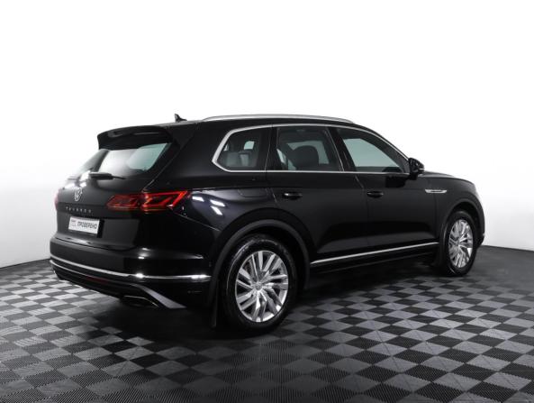 Volkswagen Touareg III с пробегом 2018 года, цена 4 570 000 рублей, 153176 км, внедорожник, Автокод Объявления
