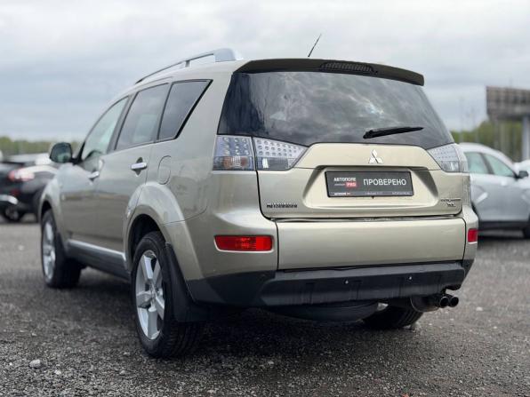 Mitsubishi Outlander II с пробегом 2007 года, цена 825 000 рублей, 387999 км, внедорожник, Автокод Объявления