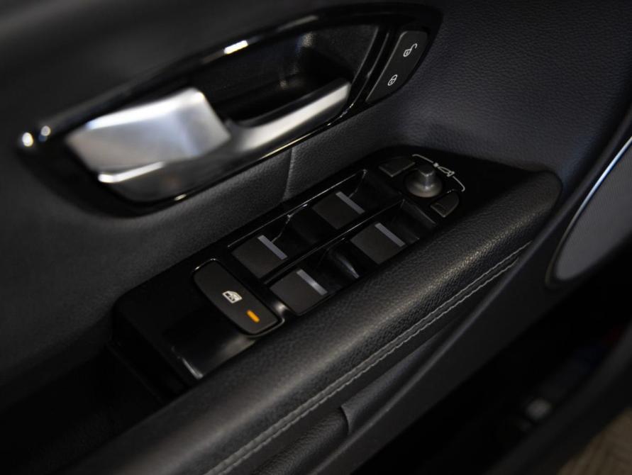 Land Rover Range Rover Evoque I Рестайлинг Санкт-Петербург  - изображение 22