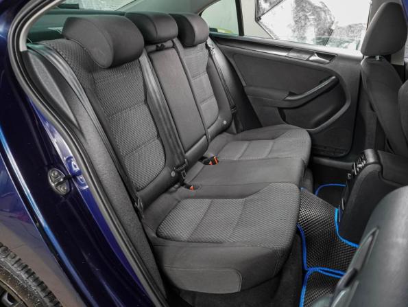 Volkswagen Jetta VI с пробегом 2011 года, цена 859 000 рублей, 200886 км, седан, Автокод Объявления