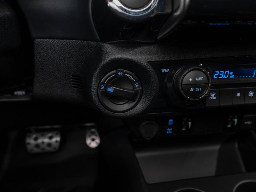 Toyota Hilux VIII Рестайлинг 2 Москва  - изображение 22