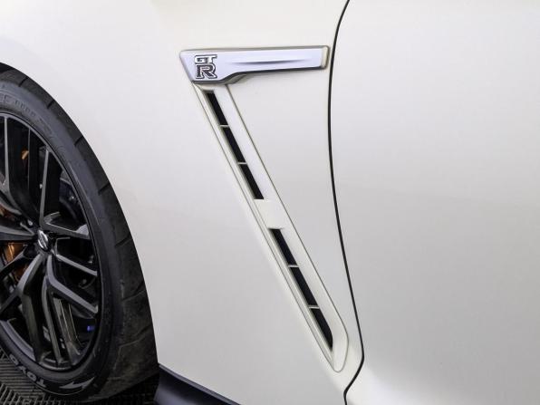 Nissan GT-R I Рестайлинг 3 с пробегом 2017 года, цена 17 000 000 рублей, 2136 км, купе, Автокод Объявления