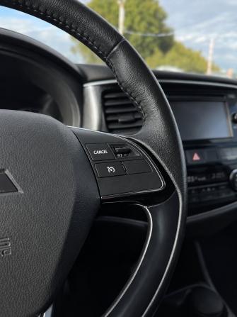 Mitsubishi Outlander III Рестайлинг 2 с пробегом 2016 года, цена 1 995 000 рублей, 111826 км, внедорожник, Автокод Объявления