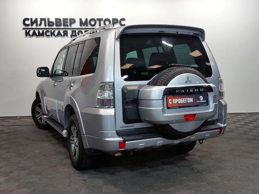 Mitsubishi Pajero IV Рестайлинг 1 Пермь  - изображение 8