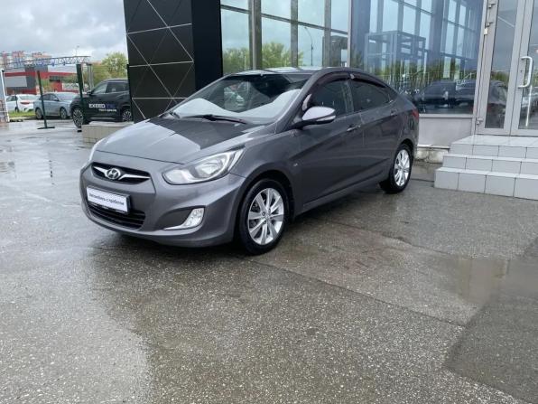 Hyundai Solaris I с пробегом 2012 года, цена 750 000 рублей, 215222 км, седан, Автокод Объявления