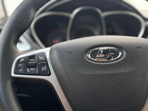 Lada (ВАЗ) Vesta I с пробегом 2019 года, цена 1 169 000 рублей, 64981 км, универсал, Автокод Объявления