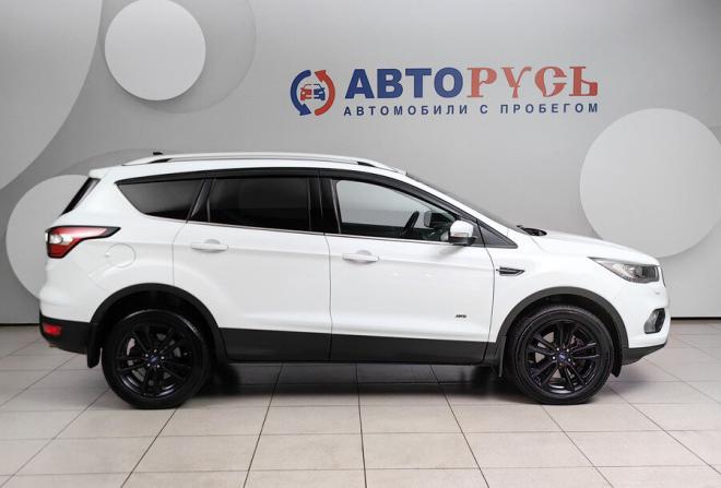 Ford Kuga II Рестайлинг с пробегом 2019 года, цена 1 448 000 рублей, 183677 км, внедорожник, Автокод Объявления