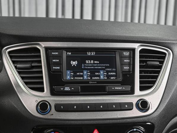 Hyundai Solaris II с пробегом 2019 года, цена 1 550 000 рублей, 69076 км, седан, Автокод Объявления