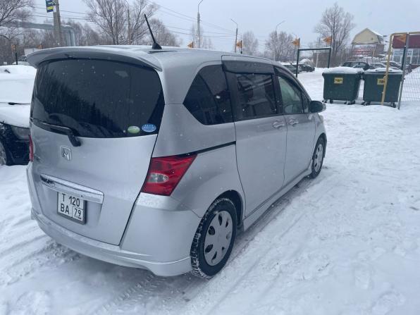 Honda Freed I с пробегом 2010 года, цена 1 050 000 рублей, 95145 км, компактвэн, Автокод Объявления