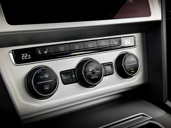 Volkswagen Passat B8 с пробегом 2019 года, цена 2 185 000 рублей, 75901 км, седан, Автокод Объявления