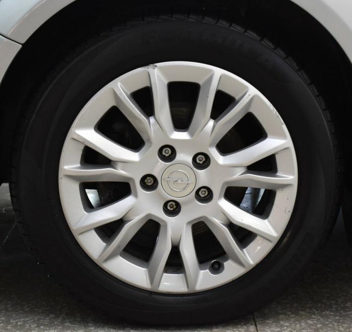 Opel Astra H Рестайлинг Москва  - изображение 15