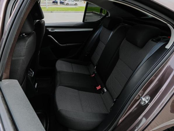 Skoda Octavia III (A7) с пробегом 2013 года, цена 1 045 000 рублей, 200597 км, лифтбек, Автокод Объявления