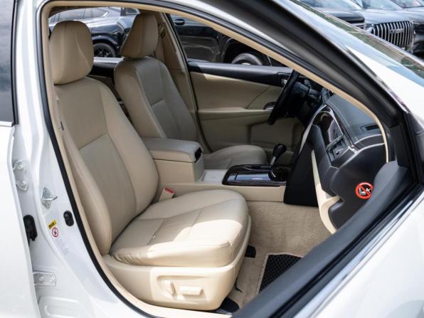 Toyota Camry VII (XV50) Рестайлинг с пробегом 2015 года, цена 1 999 000 рублей, 232357 км, седан, Автокод Объявления