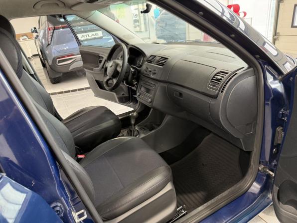 Skoda Fabia II Рестайлинг с пробегом 2011 года, цена 432 000 рублей, 286252 км, хэтчбек, Автокод Объявления