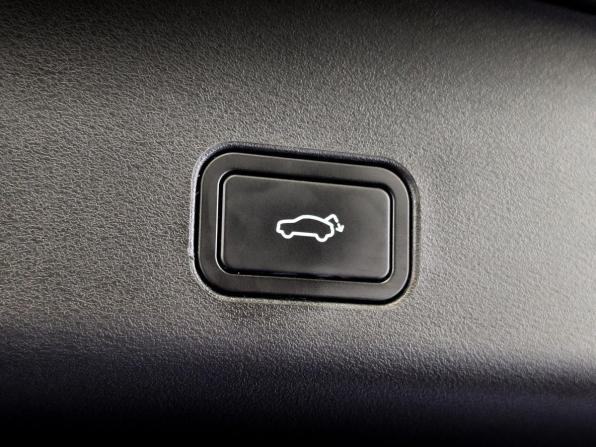 Geely Monjaro I с пробегом 2024 года, цена 3 430 000 рублей, 38780 км, внедорожник, Автокод Объявления