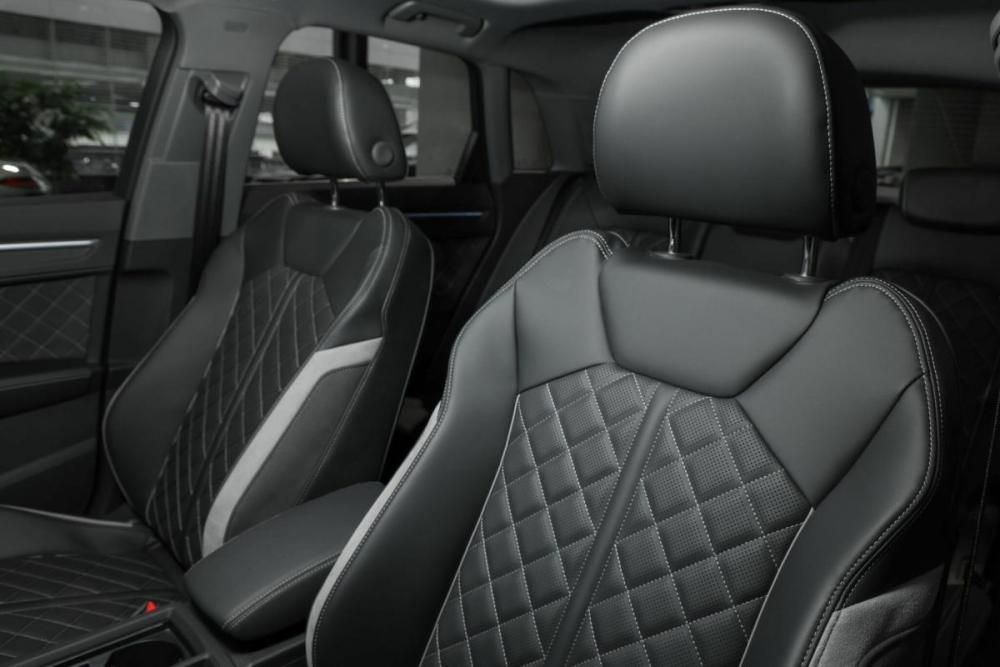 Audi Q3 II (F3) Москва  - изображение 10