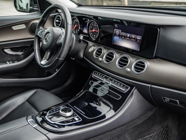 Mercedes-Benz E-Класс V (W213 S213 C238) с пробегом 2016 года, цена 2 758 000 рублей, 102091 км, седан, Автокод Объявления