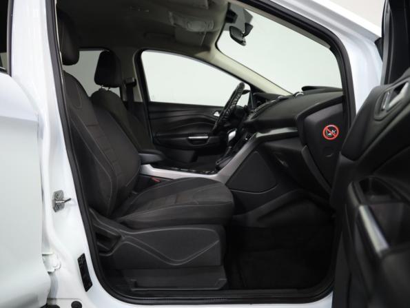 Ford Kuga II Рестайлинг с пробегом 2016 года, цена 1 199 000 рублей, 186900 км, внедорожник, Автокод Объявления
