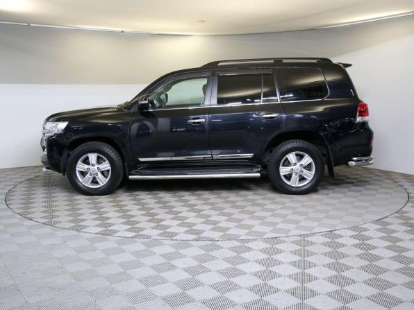 Toyota Land Cruiser 200 Series Рестайлинг 2 с пробегом 2018 года, цена 7 990 000 рублей, 51985 км, внедорожник, Автокод Объявления