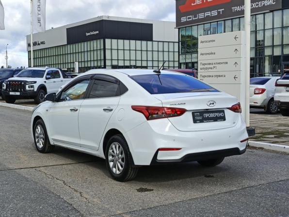 Hyundai Solaris II с пробегом 2017 года, цена 1 038 000 рублей, 230000 км, седан, Автокод Объявления