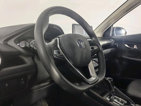 Changan Alsvin с пробегом 2023 года, цена 1 199 000 рублей, 26000 км, седан, Автокод Объявления
