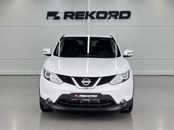 Nissan Qashqai II с пробегом 2017 года, цена 1 649 000 рублей, 169160 км, внедорожник, Автокод Объявления