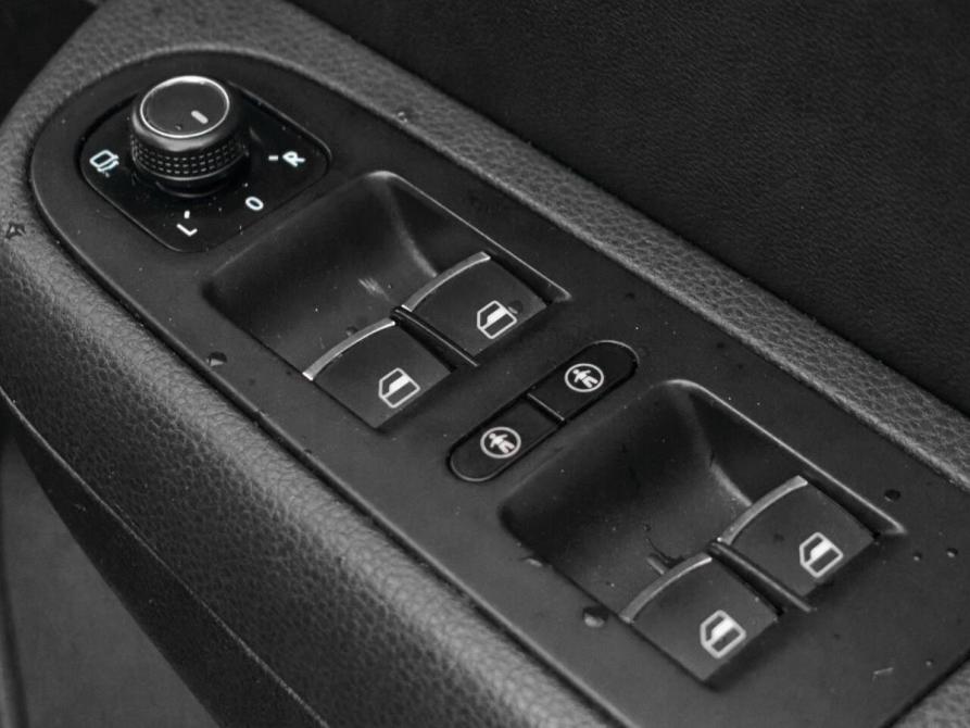 Volkswagen Sharan II Рестайлинг Екатеринбург  - изображение 24