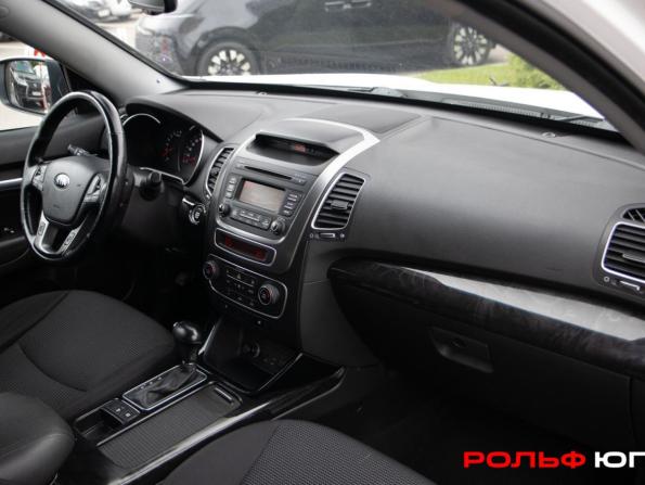 Kia Sorento II Рестайлинг с пробегом 2018 года, цена 1 703 000 рублей, 250422 км, внедорожник, Автокод Объявления