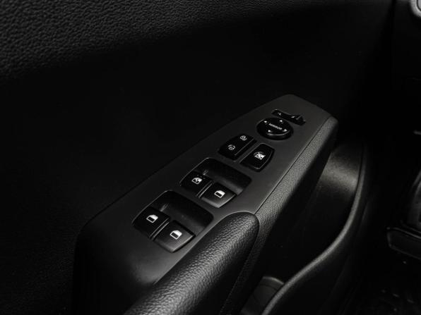 Hyundai Solaris II Рестайлинг с пробегом 2021 года, цена 1 700 000 рублей, 44857 км, седан, Автокод Объявления