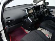 Toyota Wish II Рестайлинг Новосибирск  - изображение 30