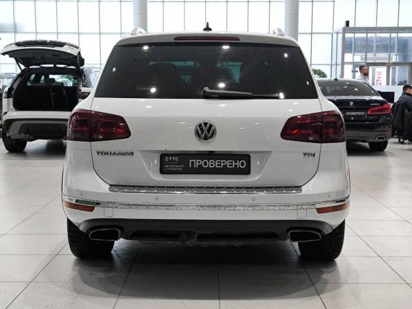Volkswagen Touareg II Рестайлинг с пробегом 2015 года, цена 3 020 000 рублей, 156132 км, внедорожник, Автокод Объявления