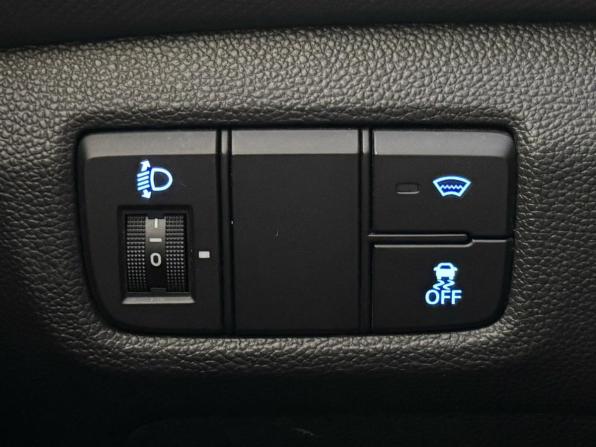 Hyundai Creta I Рестайлинг с пробегом 2021 года, цена 1 694 000 рублей, 157431 км, внедорожник, Автокод Объявления