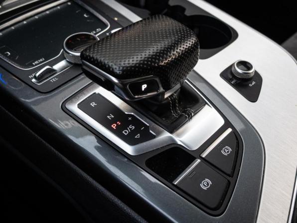 Audi Q7 II (4M) с пробегом 2015 года, цена 2 990 000 рублей, 322922 км, внедорожник, Автокод Объявления